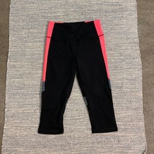 Victoria’s secret Cropped Workout Legging